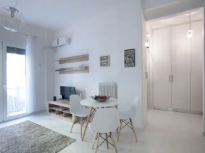 Victoria Square, Cozy and Stylish Apartment