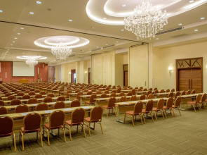 Golden Beach Cha-Am Hotel