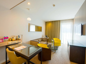 Crowne Plaza Lyon - Cité Internationale by IHG