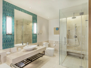 Renaissance Phuket Resort & Spa