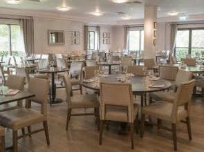 voco Oxford Spires by IHG