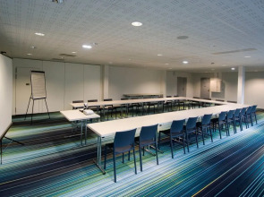 Отель Lodge In Paris 13 