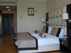 Agsaray Deluxe Hotel