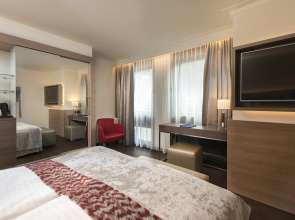 Badischer Hof Baden-Baden - Leonardo Limited Edition