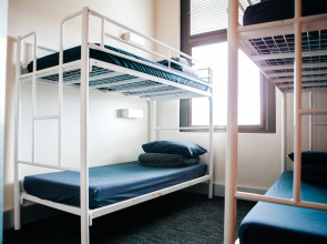 Wake Up! Sydney - Hostel