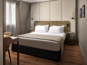 NH Collection Paris Ponthieu Champs-Elysées