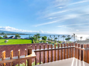 Lovina Beach Club & Resort