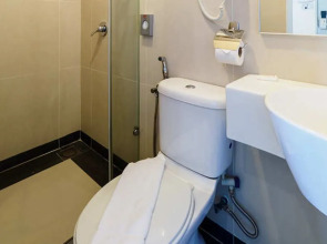 Tune Hotel KLIA Aeropolis