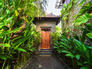 Giri Bhagawan Villas Spa