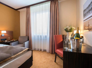 Trans World Hotel Donauwelle