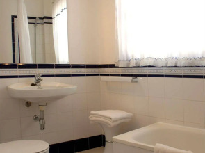 Apartamentos Playa Delphin