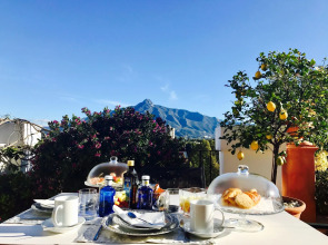 Molo Luxury Suites Puerto Banus