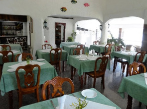 Lazare Picault Hotel