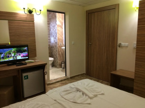 Hotel Tm Deluxe Located in Sunny Beach