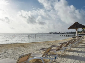 Hotel Imperial las Perlas