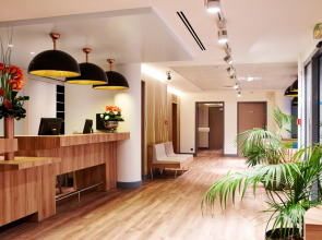 Median Paris Porte de Versailles