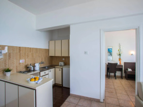 Costantiana Beach Hotel Apartments