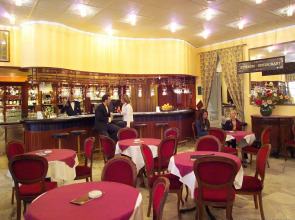Pannonia Hotel