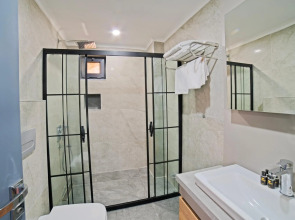 City Moonlight Apart Hotel