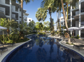 Sunwing Bangtao Beach