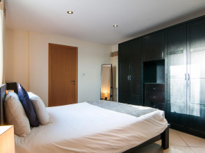 Pebbles Boutique Aparthotel