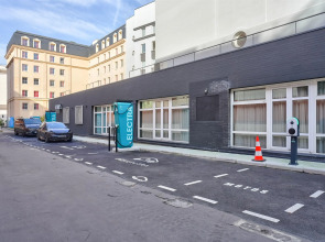 Premiere Classe Paris Ouest - Pont De Suresnes