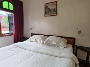 Red Inn Court - Hostel