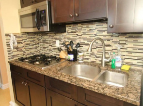 Renaissance Properties - 2135 Walnut