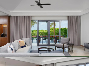 Le Meridien Maldives Resort & Spa