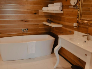 Graffit Gallery Design Hotel