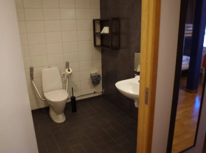 Spoton Hostel & Sportsbar