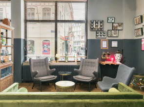 Kaijoo Hotel by HappyCulture