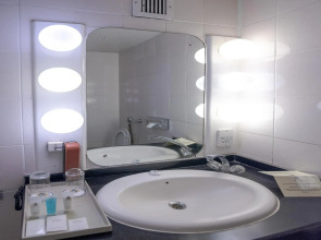 Nairobi Safari Club by Swiss-Belhotel