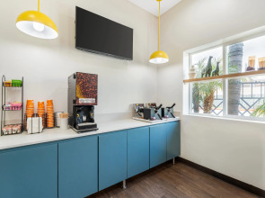 Comfort Inn Cockatoo near LAX Airport