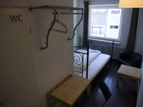 Station Hostel For Backpackers