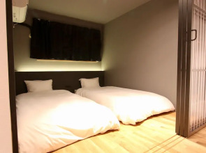 SEKAI HOTEL Deep Osaka Experience - Hostel