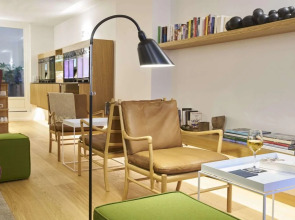 Отель 9Hotel Republique