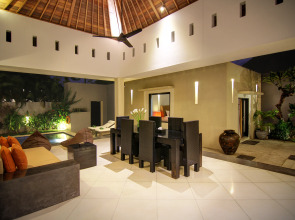 The Seminyak Suite - Private Villa