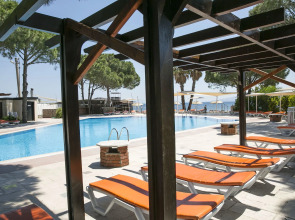 Bodrum Sea Side Beach Club Hotel