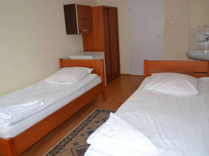 Trio Hostel