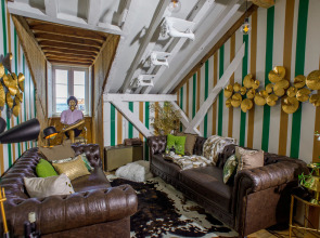 Passport Lisbon Boutique Hostel