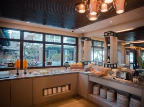 Boracay Mandarin Island Hotel