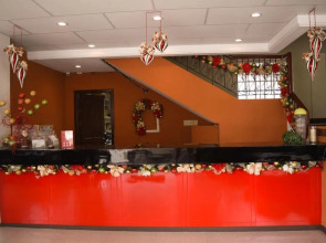 OYO 414 Humberto's Hotel