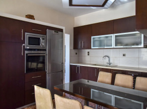 Iraklis Studios & Apartments