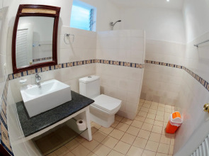 Alona Vida Beach Resort