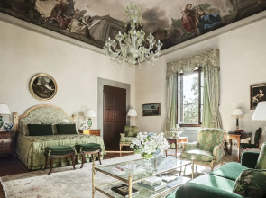 Отель Four Seasons Hotel Firenze