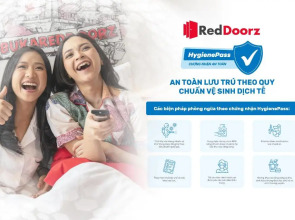 RedDoorz Plus near Nguyen Hue Walking Street