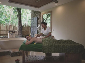 The Alena Resort A Pramana Experience