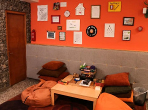 Envoy Hostel & Tours