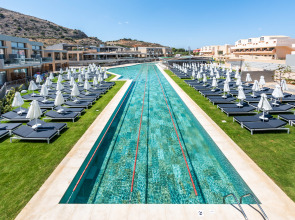 Kiani Beach Resort Family